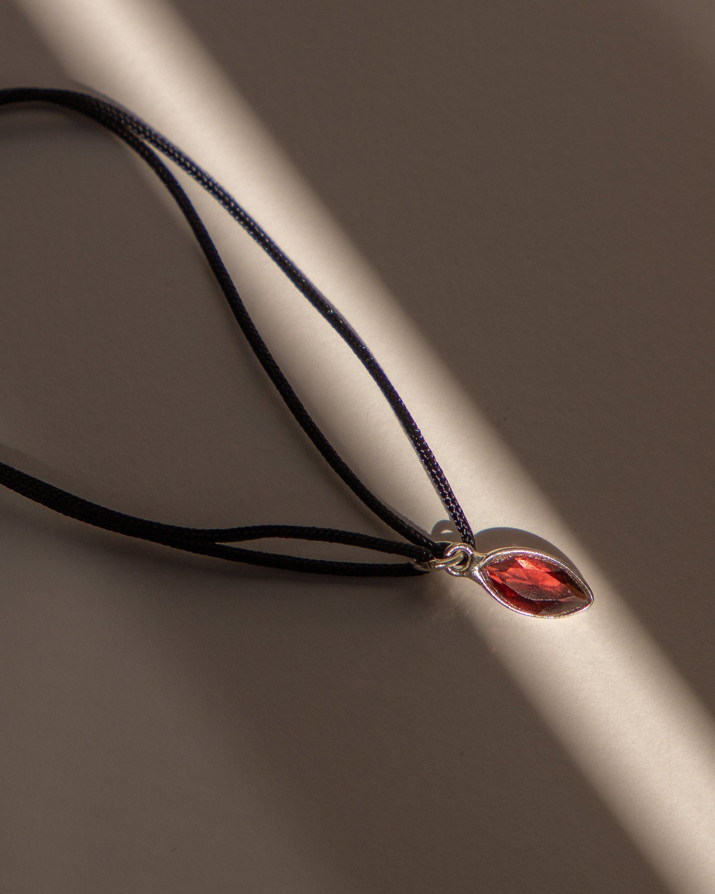 Bracelet Protection-Eye grenat
